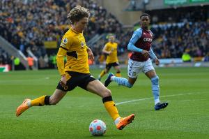 半岛体育官网-记者：罗马向法比奥-席尔瓦提交5年合同报价，球员倾向于去意甲