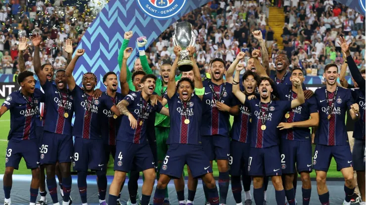 半岛体育在线-大巴黎问鼎填补空白，法国球队史上首次夺得欧超杯冠军