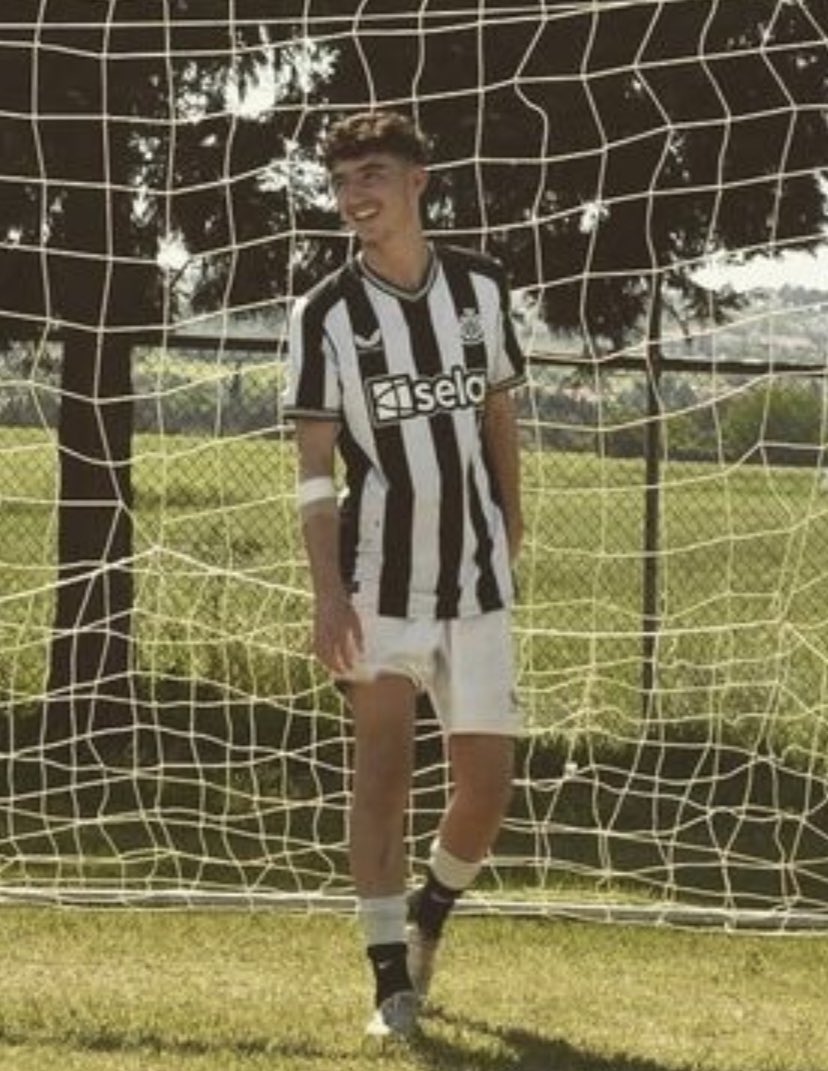 罗马诺：曼城青年队即将签下纽卡斯尔联U15前锋伊桑·富伦