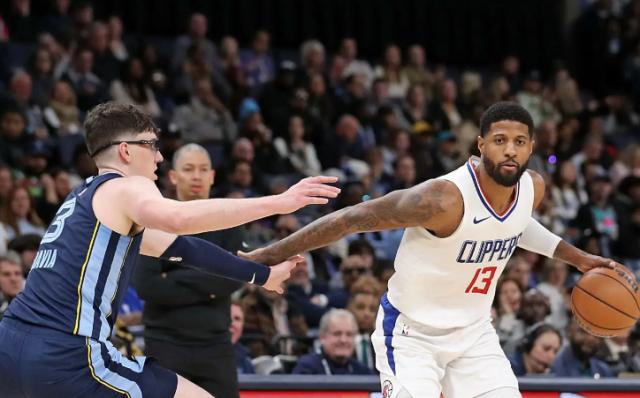 半岛体育在线-最强乔治回归！三分凶猛升级：快艇西部冲顶更有戏